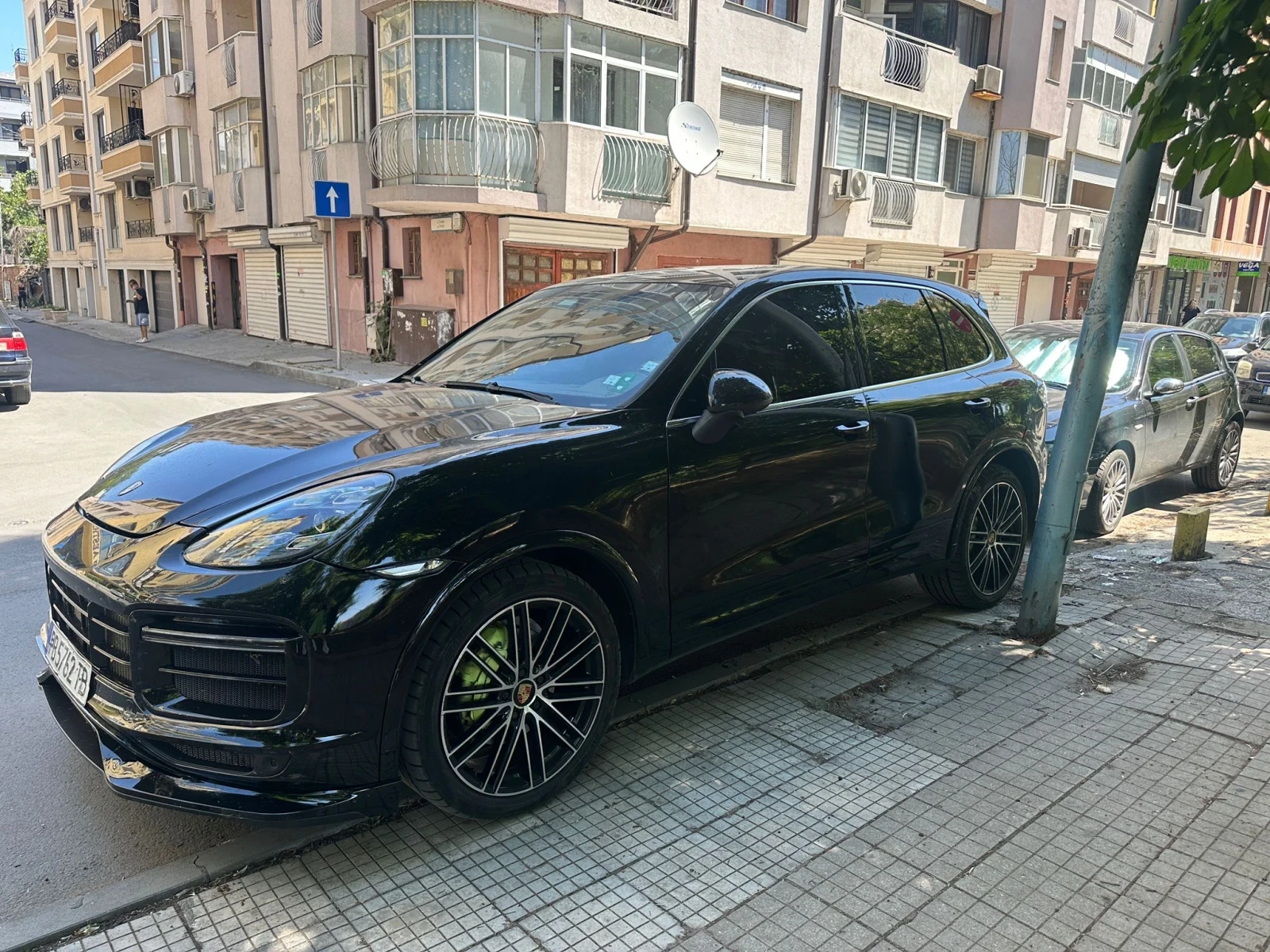 Porsche Cayenne  - изображение 2
