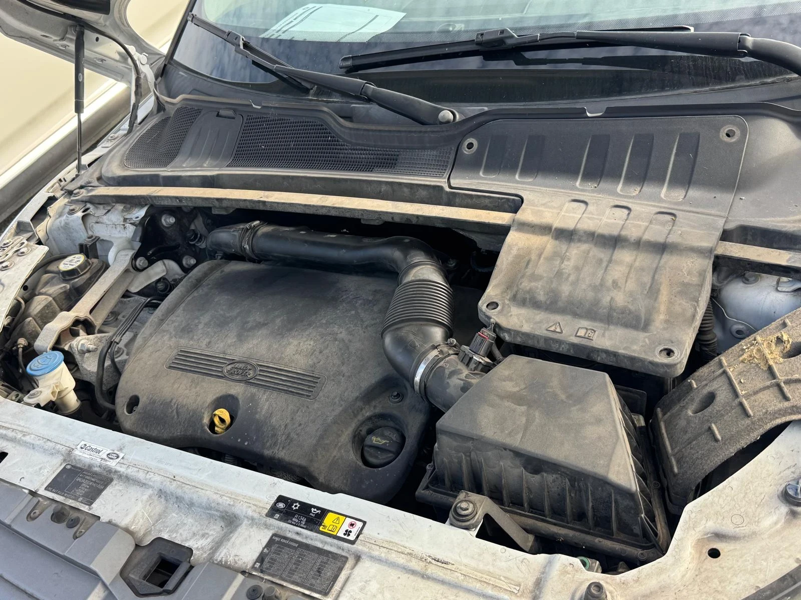 Land Rover Range Rover Evoque LED* NAVI* КОЖА* 2.2td 4x4 150hp* 2015г - изображение 5