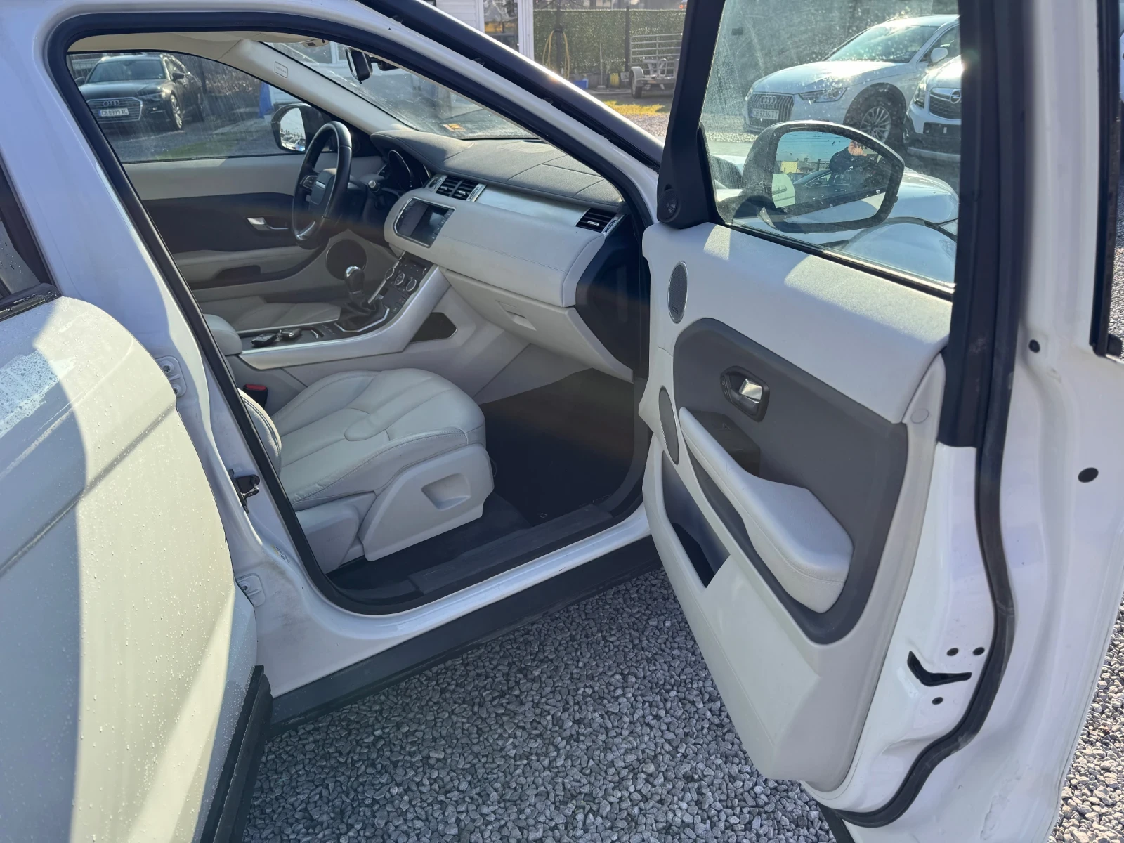 Land Rover Range Rover Evoque LED* NAVI* ����* 2.2td 4x4 150hp* 2015� | Mobile.bg � ����������� 17