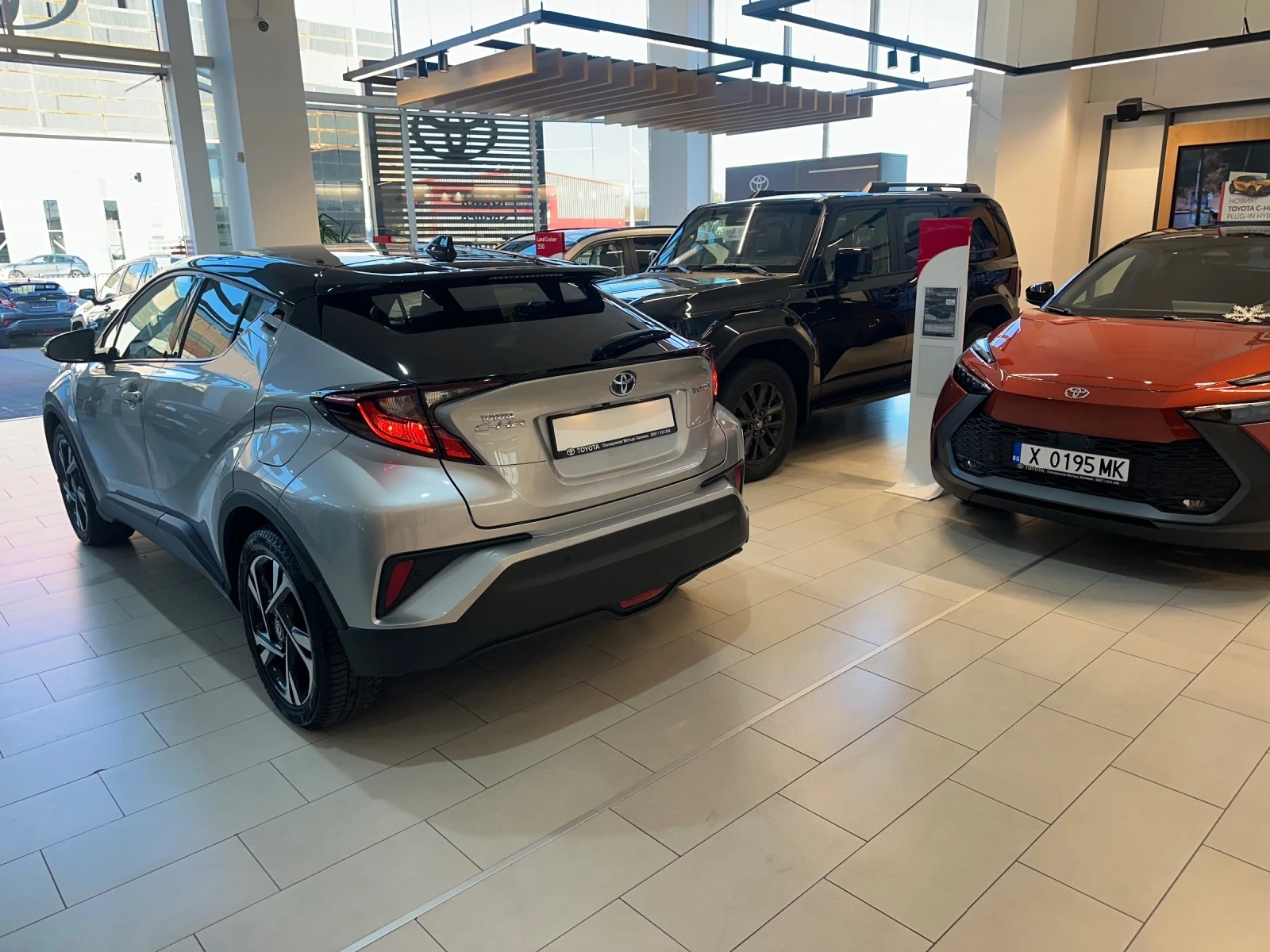 Toyota C-HR Club* Bitone | Mobile.bg � ����������� 3