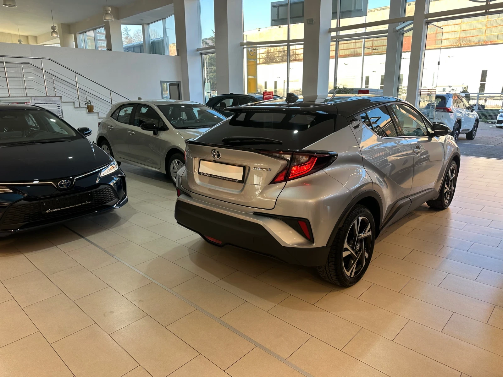 Toyota C-HR Club* Bitone | Mobile.bg � ����������� 5