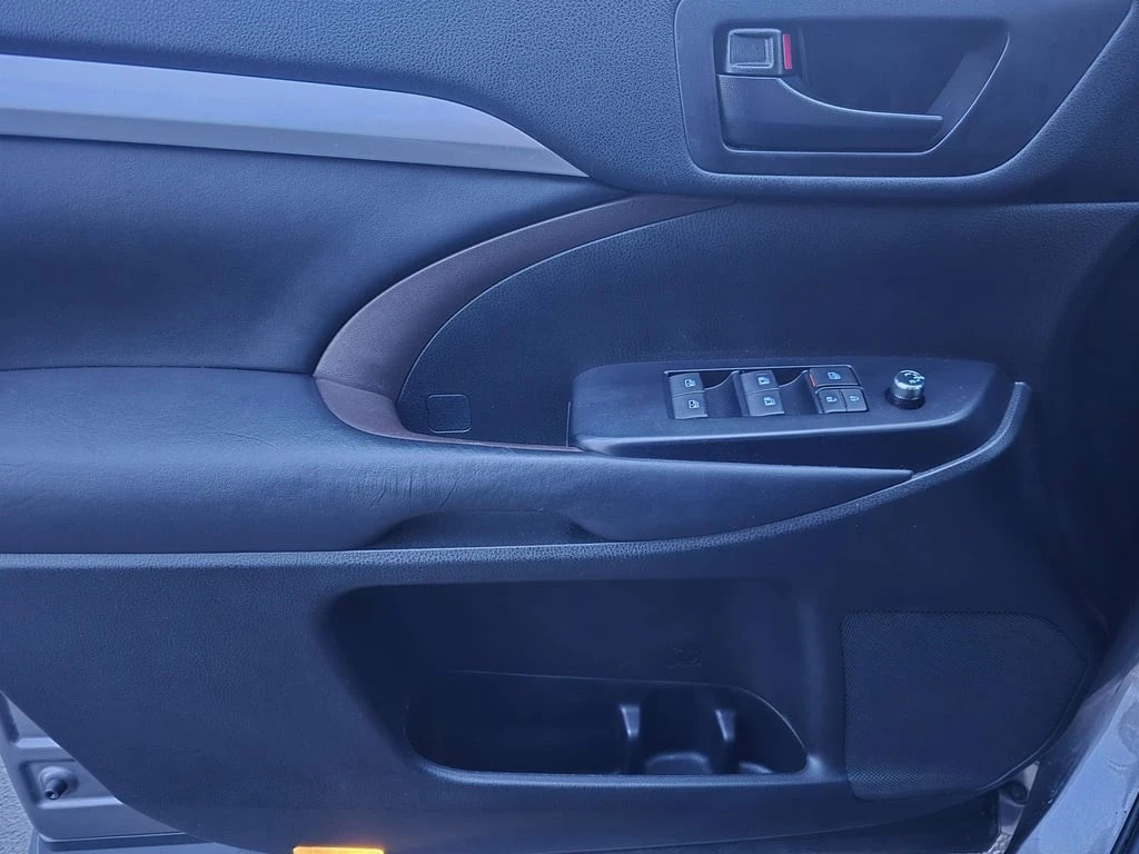 Toyota Highlander * LE/LE Plus * CARFAX * ���� �� �� | Mobile.bg � ����������� 17