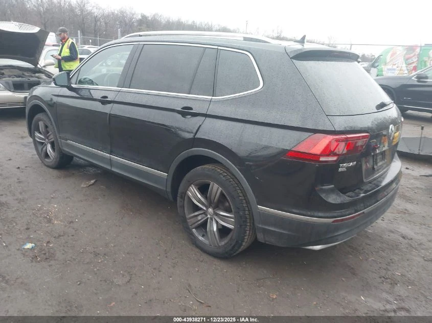 VW Tiguan 2.0T SE 4MOTION - изображение 3