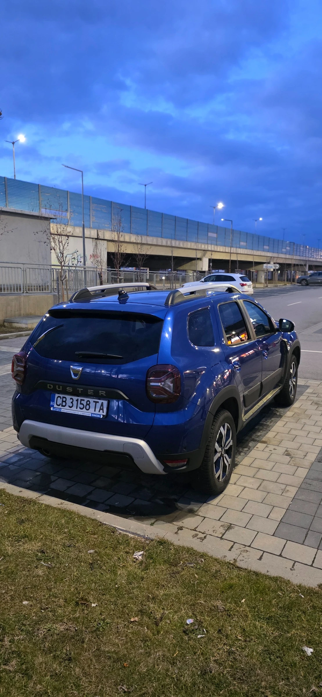 Dacia Duster TCe 100 ECO-G 4x2 BVM6  ����� �������� �������! | Mobile.bg � ����������� 2