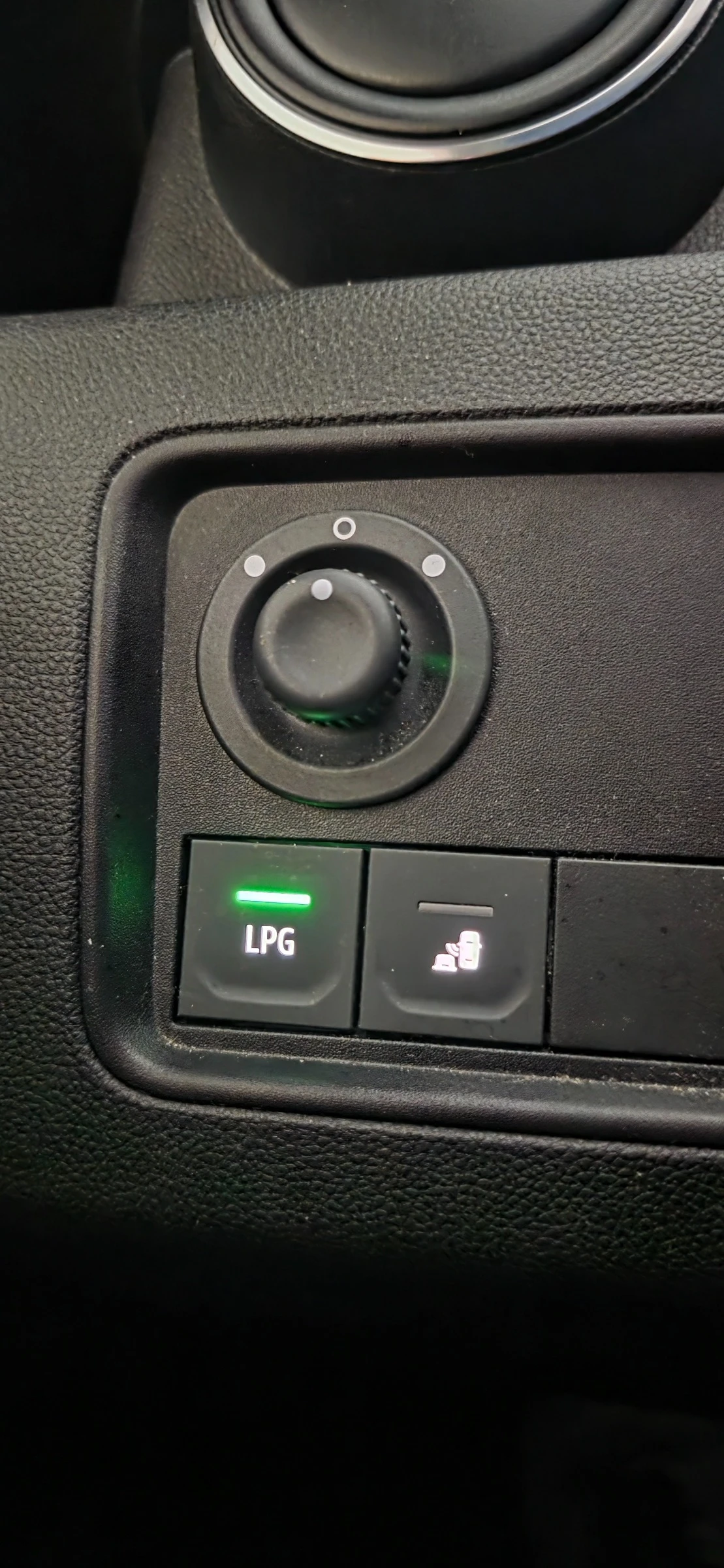 Dacia Duster TCe 100 ECO-G 4x2 BVM6  ����� �������� �������! | Mobile.bg � ����������� 17