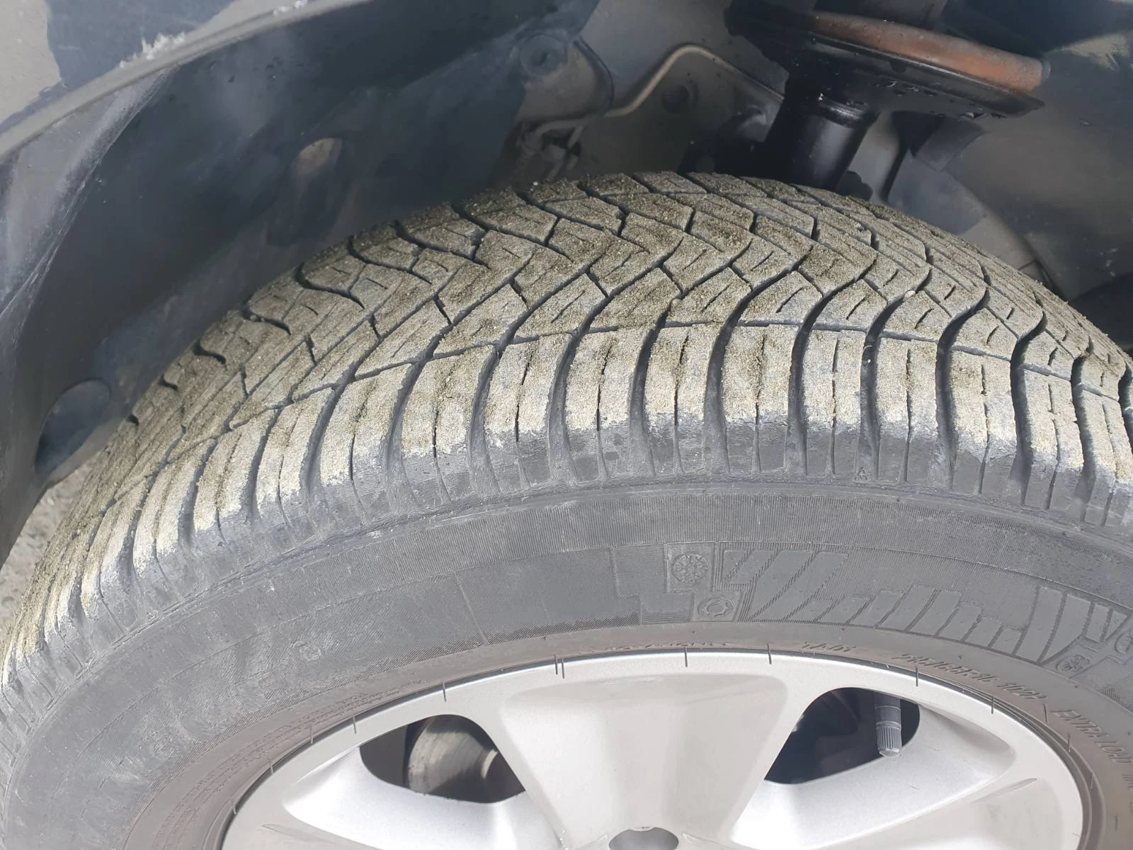 Dacia Duster 1, 6i  ГАЗ  Италия, снимка 7 - Автомобили и джипове - 54037607