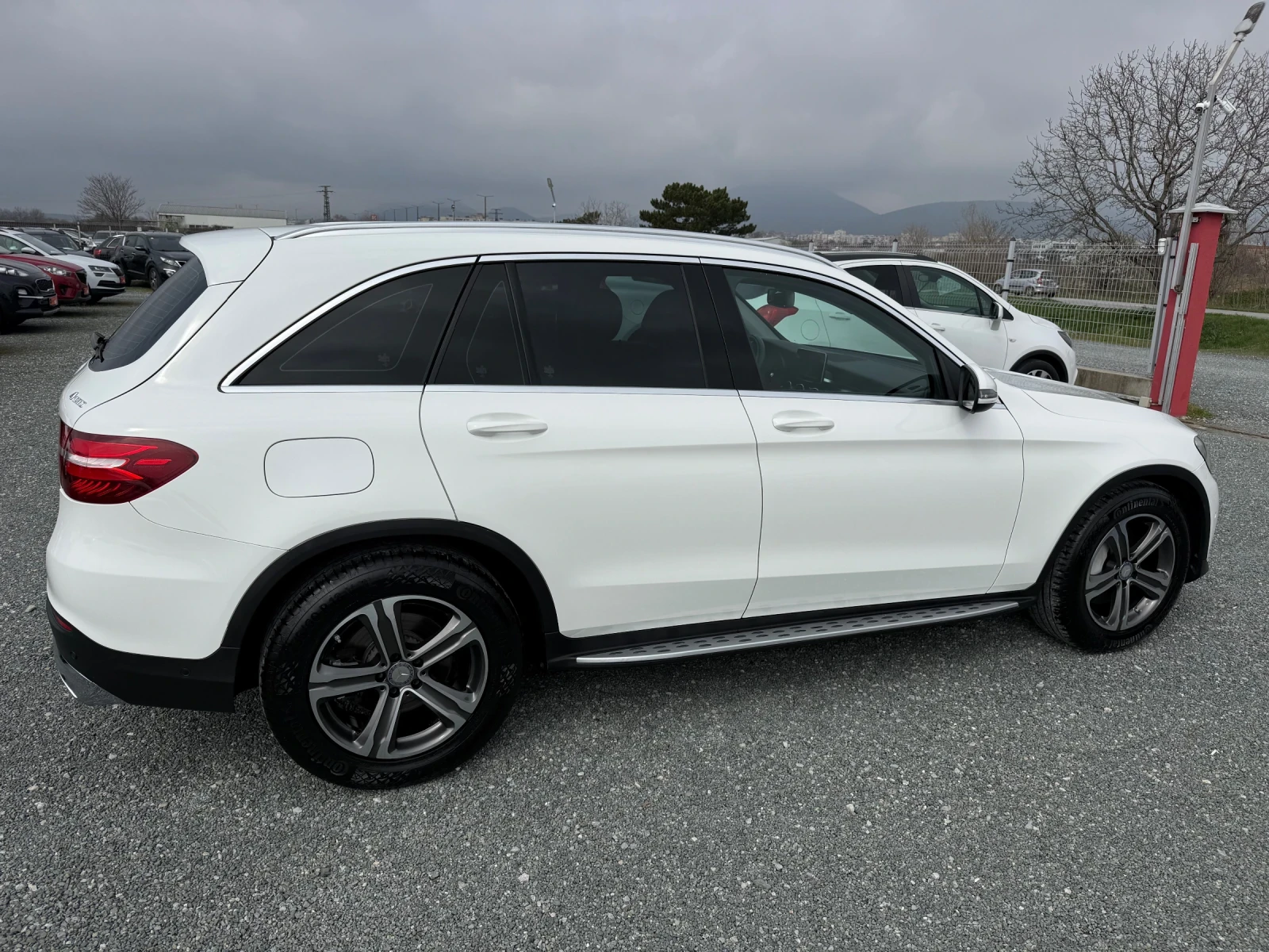 Mercedes-Benz GLC 220 (KATO НОВА)^(4-MATIC), снимка 5 - Автомобили и джипове - 54038847
