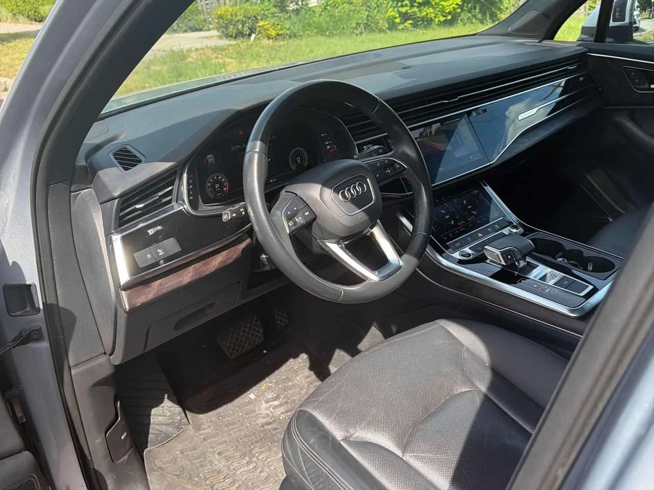 Audi Q7 Progressiv /CARFAX/ОБДУХВАНЕ/АВТОКРЕДИТ, снимка 5 - Автомобили и джипове - 54599542