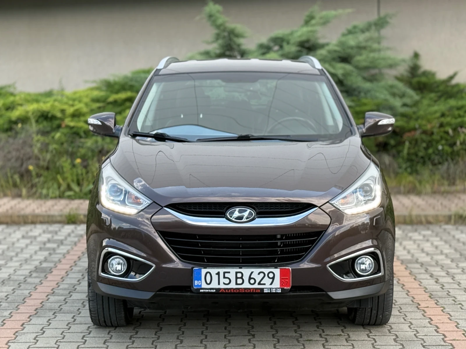 Hyundai IX35 2.0 CRDI-184КС - FACELIFT - 4WD - СЕРВИЗНА ИСТОРИЯ, снимка 3 - Автомобили и джипове - 54849036