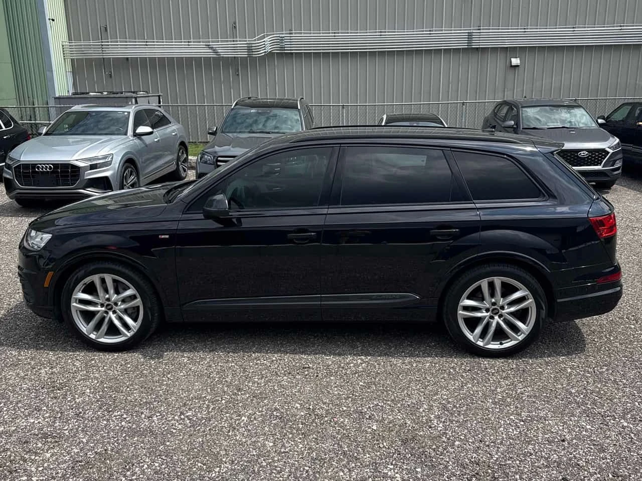 Audi Q7 * Technik * ДИСТРОНИК * 360 * ОБДУХВАНЕ * ДИГИТАЛН, снимка 2 - Автомобили и джипове - 54875684