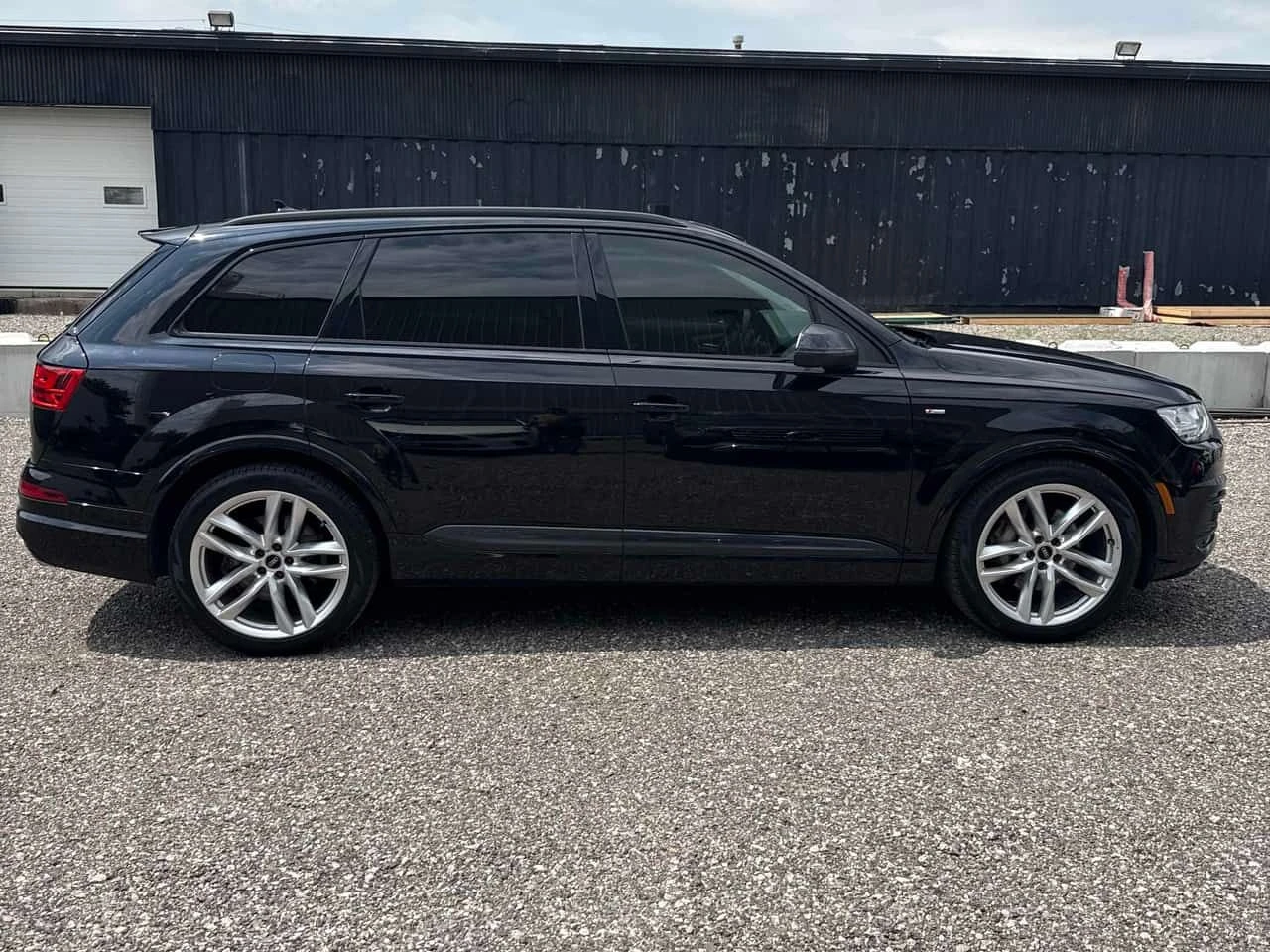 Audi Q7 * Technik * ДИСТРОНИК * 360 * ОБДУХВАНЕ * ДИГИТАЛН, снимка 3 - Автомобили и джипове - 54875684