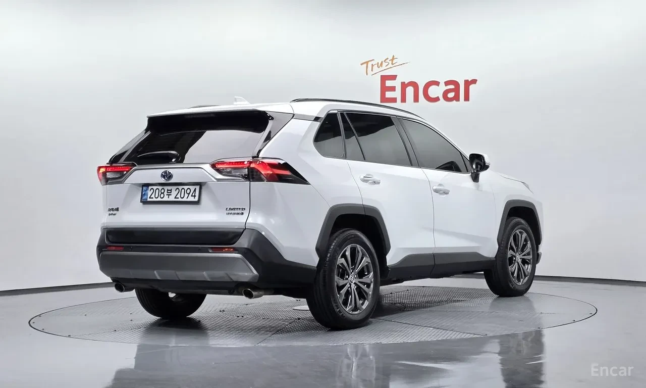Toyota Rav4 2024* LIMITED* 4X4* ОБДУХ* 2 КЛЮЧА* КРАЙНА ЦЕНА, снимка 4 - Автомобили и джипове - 55126898