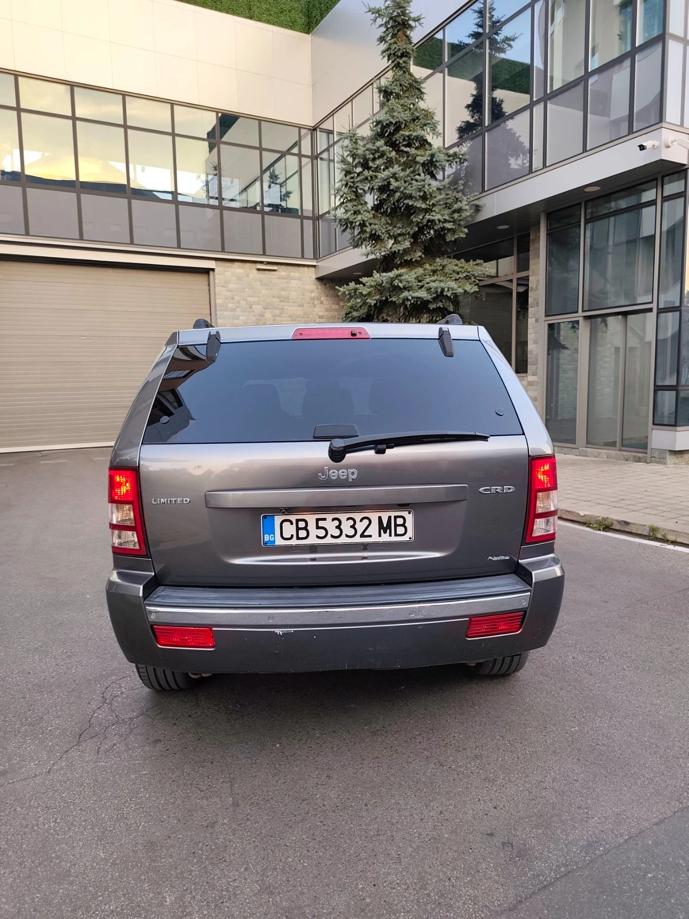 Jeep Grand cherokee 3.0 CRD  LIMITED, Перфектно , снимка 8 - Автомобили и джипове - 56134081