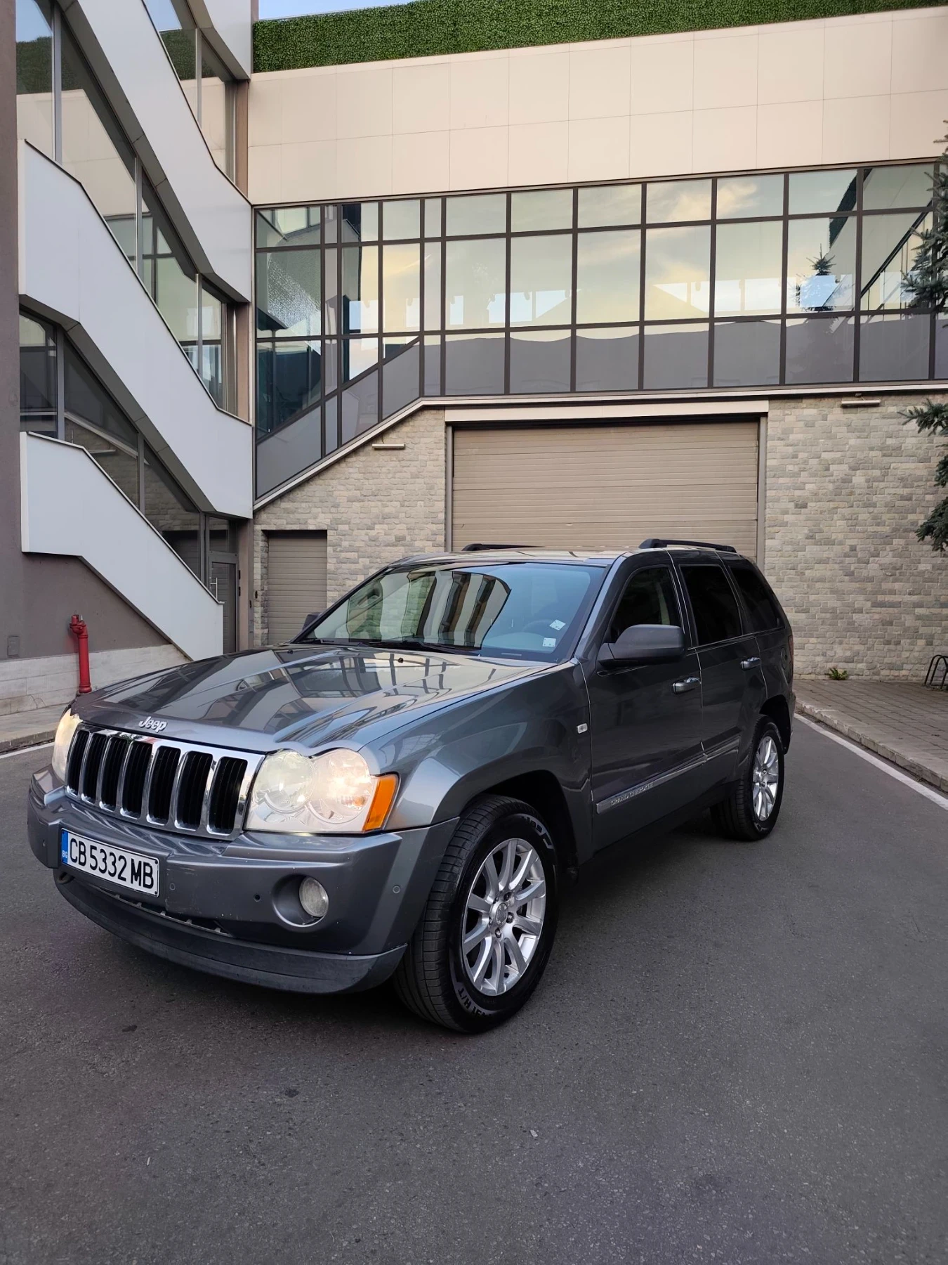 Jeep Grand cherokee 3.0 CRD  LIMITED, Перфектно , снимка 5 - Автомобили и джипове - 56134081