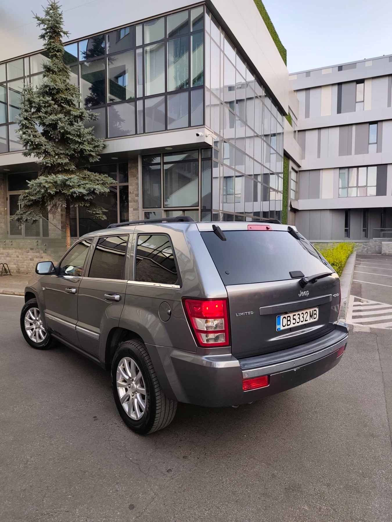 Jeep Grand cherokee 3.0 CRD  LIMITED, Перфектно , снимка 7 - Автомобили и джипове - 56134081