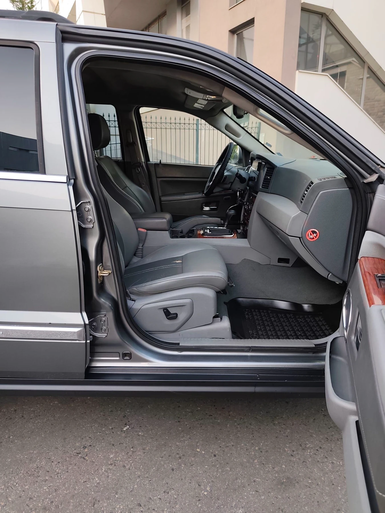 Jeep Grand cherokee 3.0 CRD  LIMITED, Перфектно , снимка 10 - Автомобили и джипове - 56134081