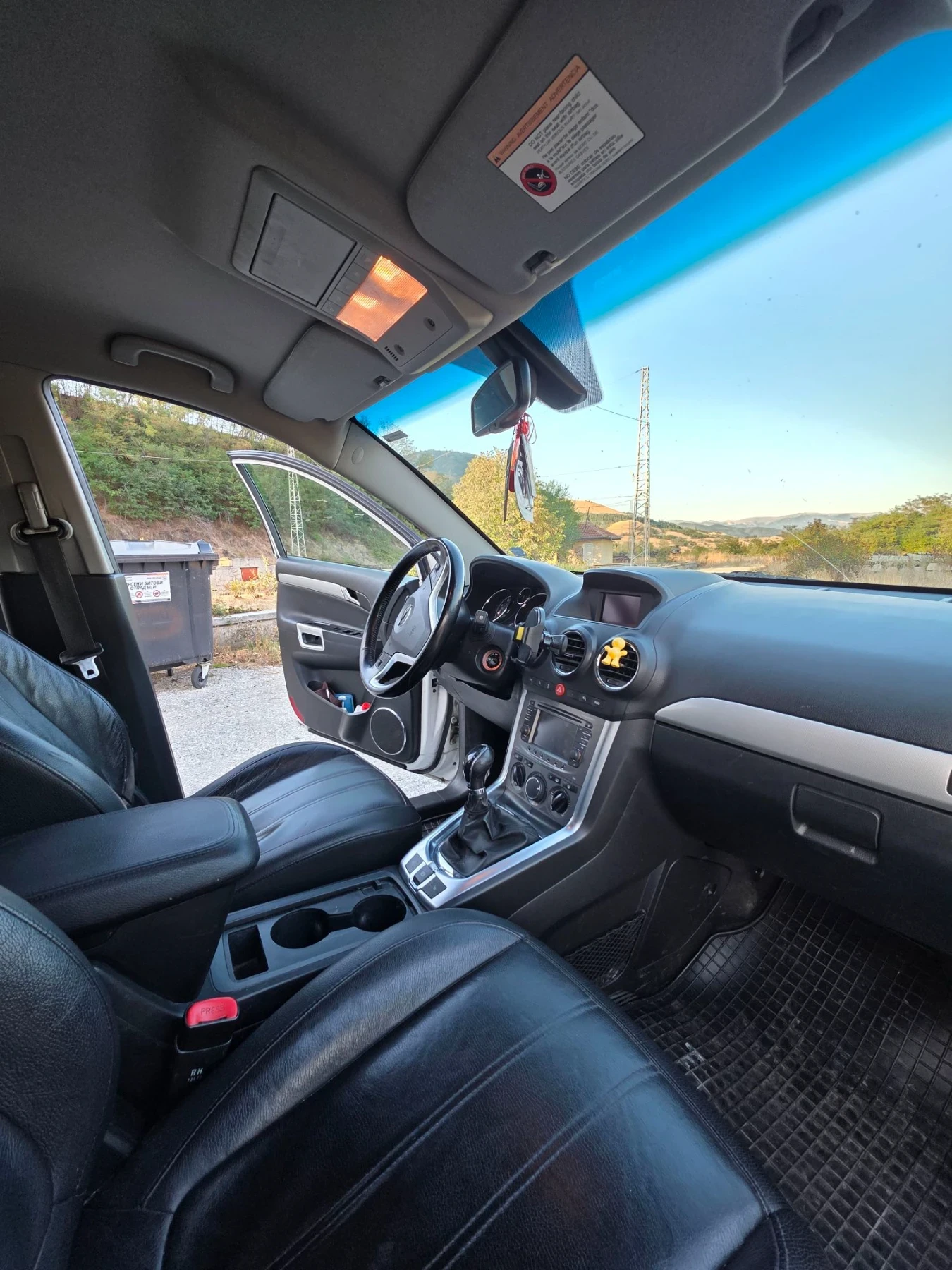 Opel Antara, снимка 11 - Автомобили и джипове - 56345504