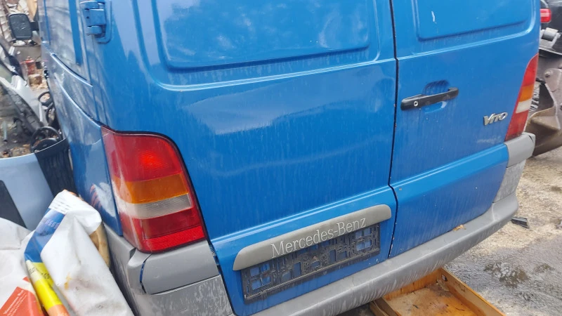 Mercedes-Benz Vito 2.2 CDI, снимка 9 - Бусове и автобуси - 42906491