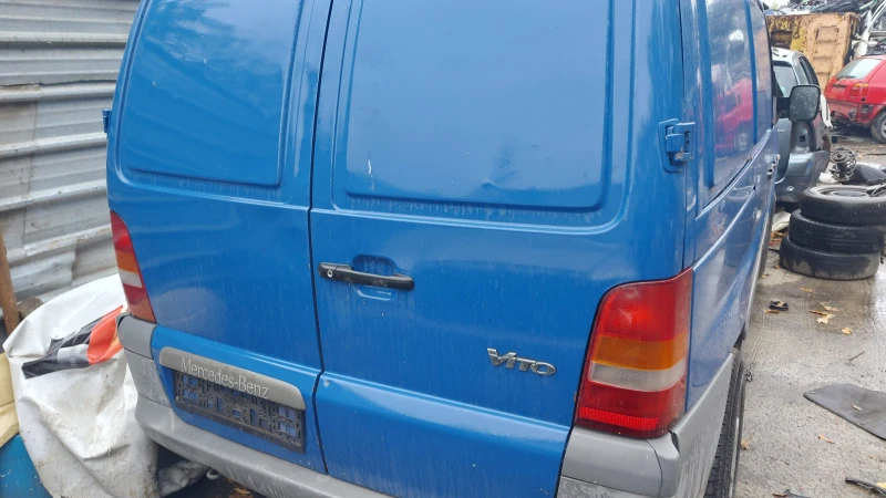 Mercedes-Benz Vito 2.2 CDI, снимка 8 - Бусове и автобуси - 42906491