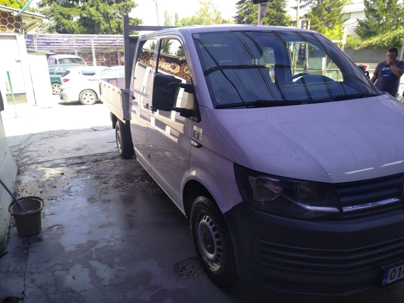 VW T6 2.0TDi, снимка 2 - Бусове и автобуси - 47144892