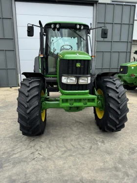      John Deere 6920 