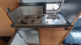 Каравана Adria 502, снимка 15