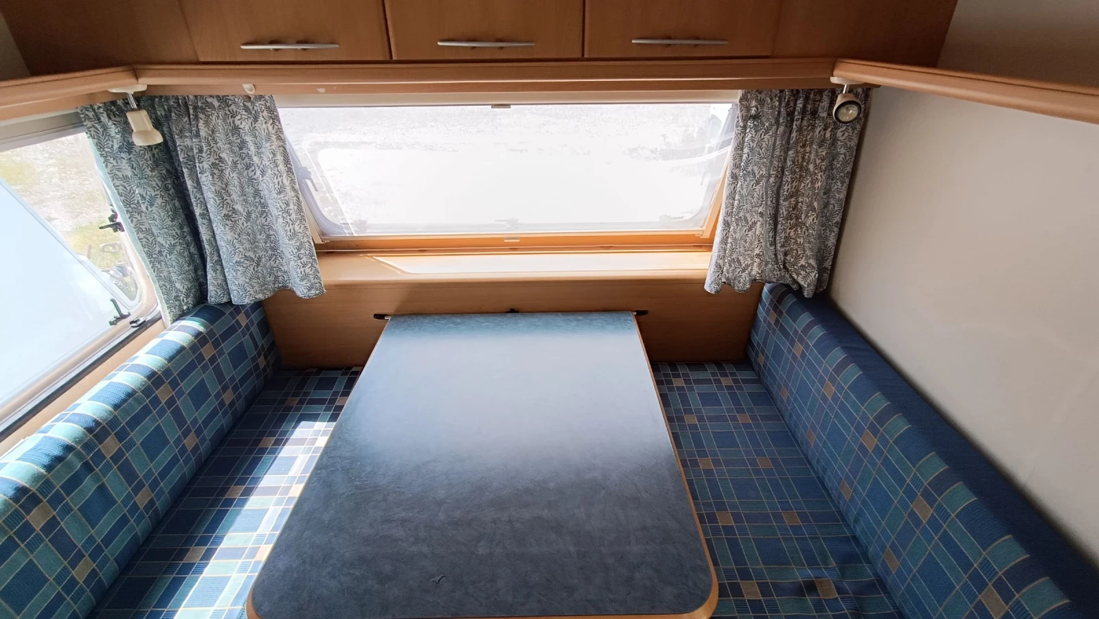 Каравана Adria 502, снимка 14 - Каравани и кемпери - 54736269
