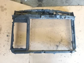 Маска радиатори Пежо 207SW 1.6хди 