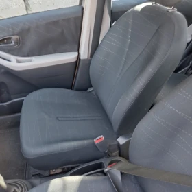 Toyota Yaris 1.3 Бензин, снимка 9