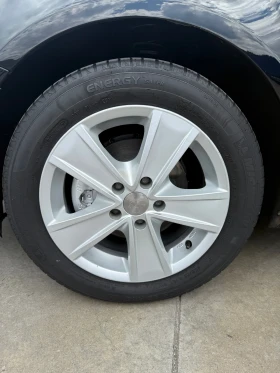 VW Golf 5* 1.9* Топ състояние  - 3300 € / 6454.24 лв. - 31556967 9