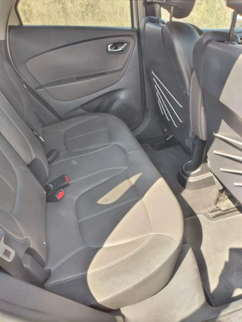 Renault Captur 1.5 , DSI, EVRO 6, снимка 8 - Автомобили и джипове - 47196668