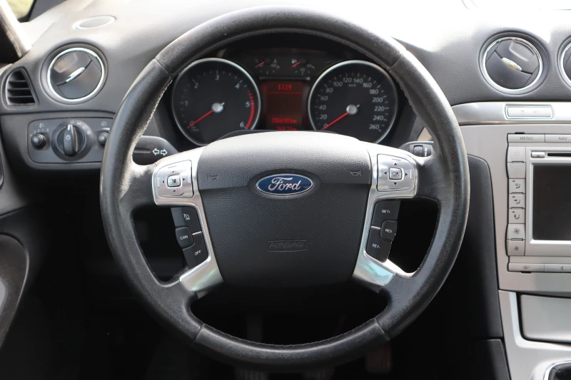 Ford S-Max 2.0 TDCI, снимка 8 - Автомобили и джипове - 47825864