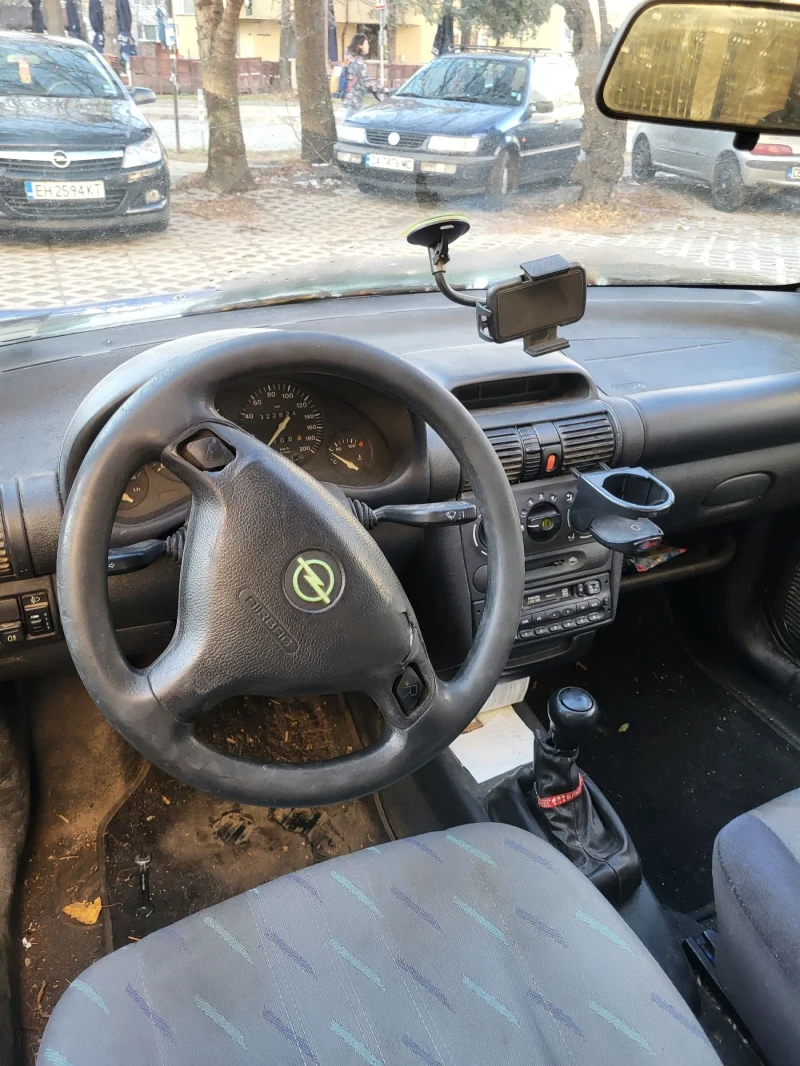 Opel Corsa Газов инжекцион, снимка 5 - Автомобили и джипове - 48148769