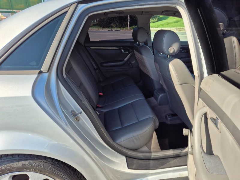 Audi A4 1.8Turbo, снимка 10 - Автомобили и джипове - 48149277