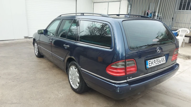 Mercedes-Benz E 320, снимка 6 - Автомобили и джипове - 48891204