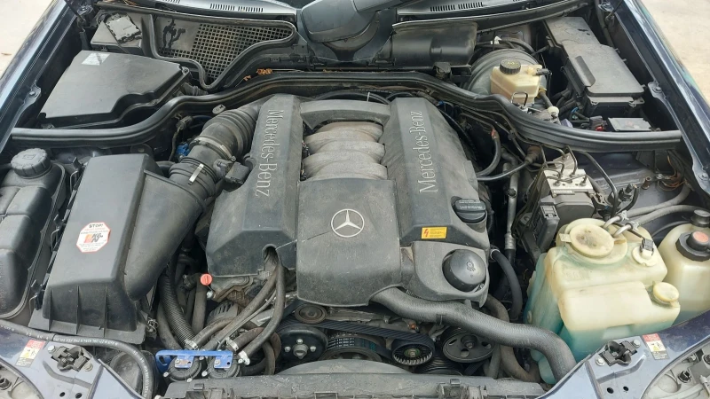 Mercedes-Benz E 320, снимка 11 - Автомобили и джипове - 48891204