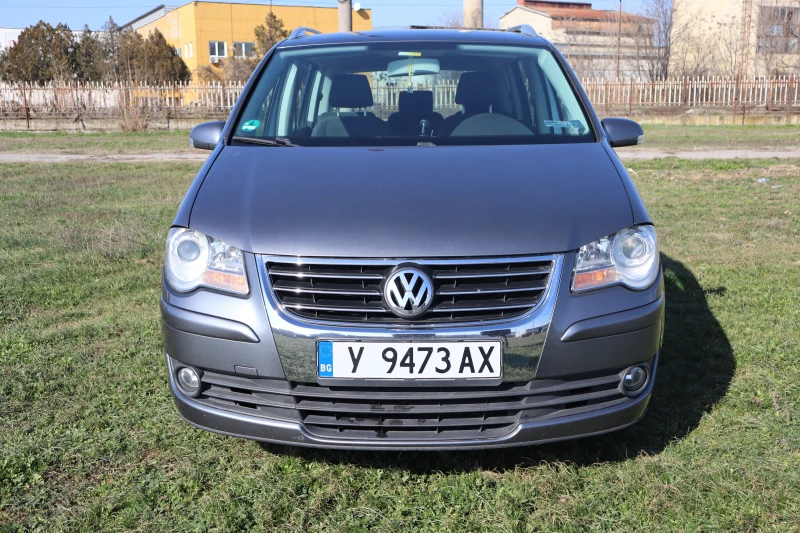 VW Touran 1.9 TDI, снимка 1 - Автомобили и джипове - 49054874