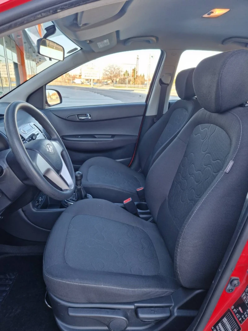 Hyundai I20 1.3 / 78к.с, снимка 11 - Автомобили и джипове - 49577038