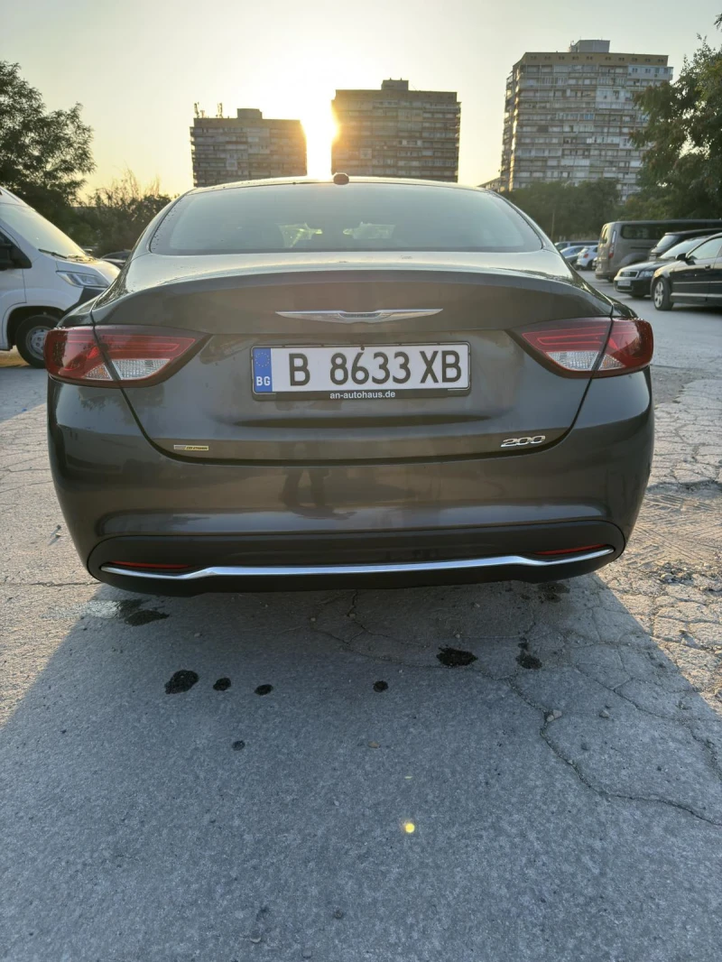 Chrysler 200, снимка 5 - Автомобили и джипове - 52616031