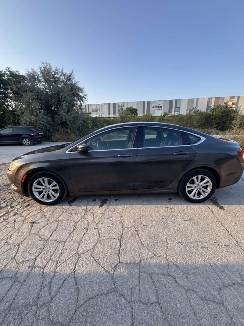 Chrysler 200, снимка 3 - Автомобили и джипове - 52616031