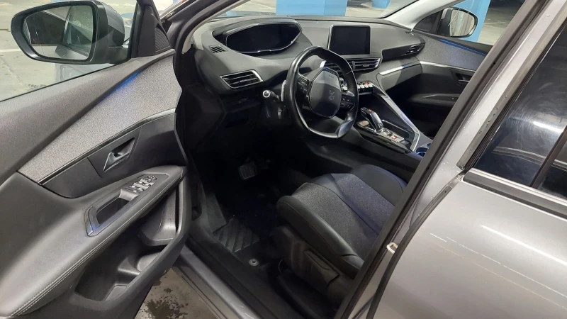 Peugeot 3008 1.5HDI, снимка 9 - Автомобили и джипове - 51711853