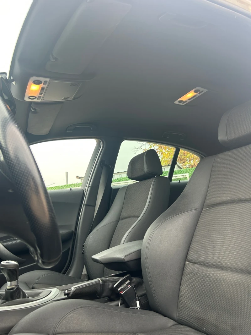 BMW 120 Full M pack , снимка 11 - Автомобили и джипове - 52341195