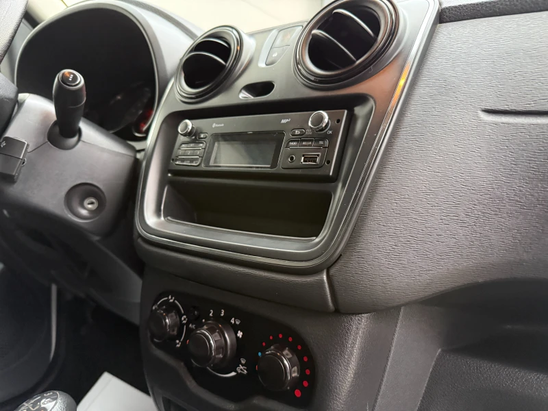 Dacia Dokker N1 1.6 + ГАЗ, снимка 15 - Автомобили и джипове - 52361547