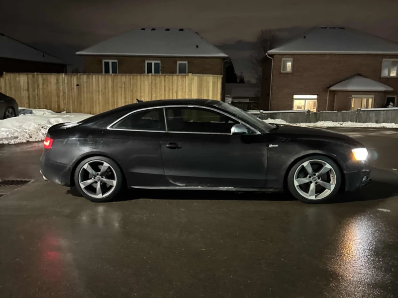 Audi S5 CARFAX* АВТОФИНАНСИРАНЕ* БЕЗ ПЪРВОНАЧАЛНА ВНОСКА* , снимка 3 - Автомобили и джипове - 52820391
