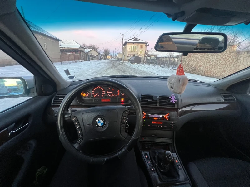 BMW 320, снимка 5 - Автомобили и джипове - 53131168