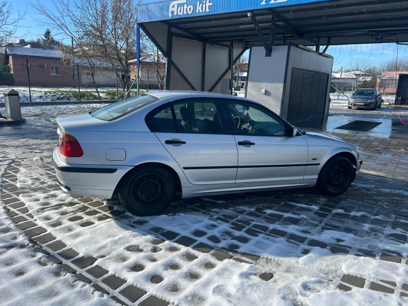 BMW 320, снимка 3 - Автомобили и джипове - 53131168