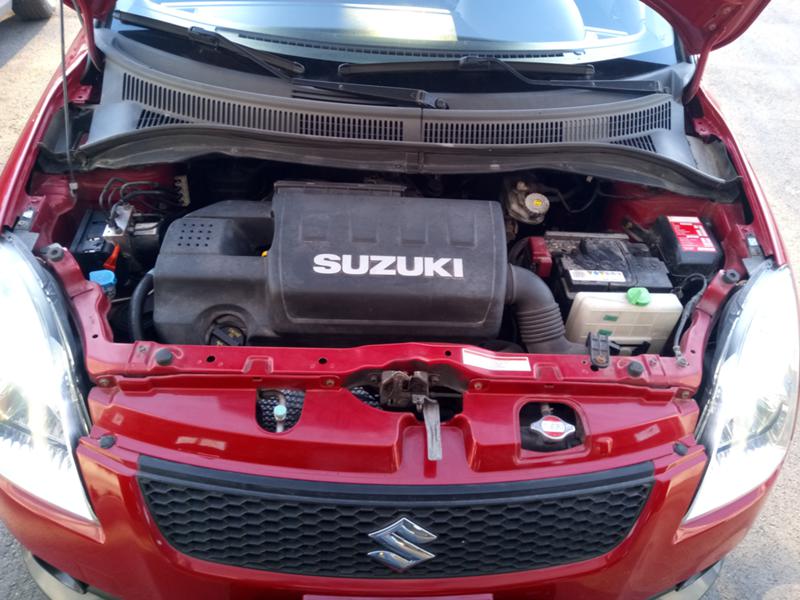 Suzuki Swift  1.6 sport, снимка 13 - Автомобили и джипове - 27432288