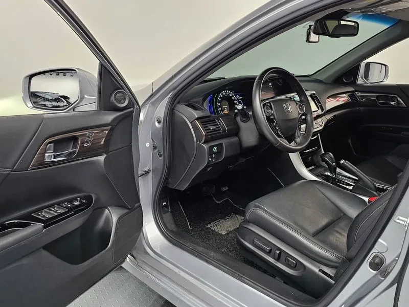 Honda Accord 2.0 HYHBRID  | Mobile.bg � ����������� 10