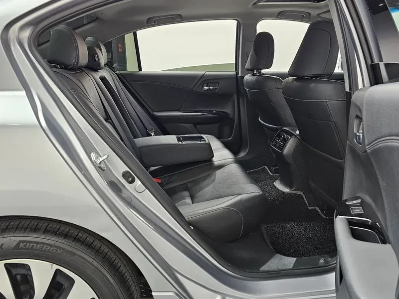 Honda Accord 2.0 HYHBRID  | Mobile.bg � ����������� 11