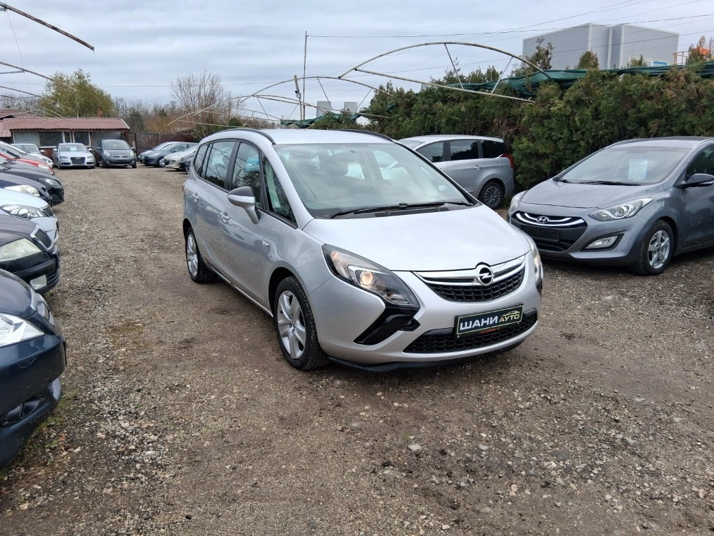 Opel Zafira 7 МЕСТНА, снимка 1